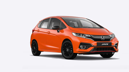 Vue de trois quarts face de la Honda Jazz.